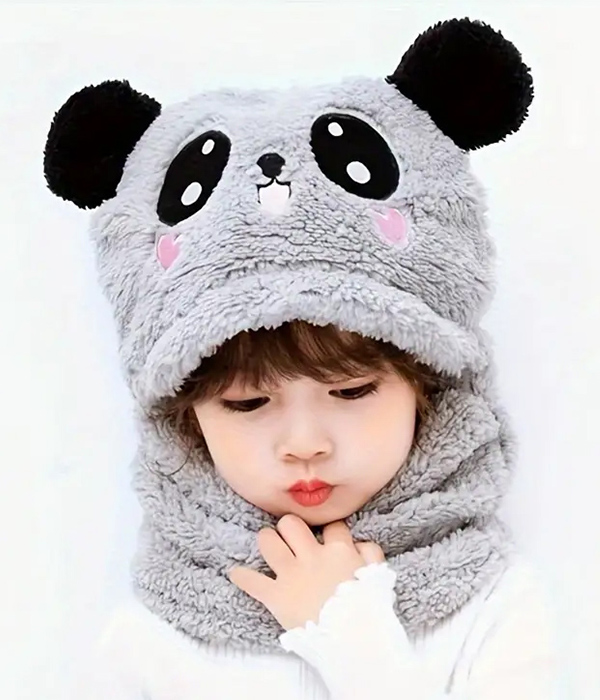 Kids winter plush hat - panda