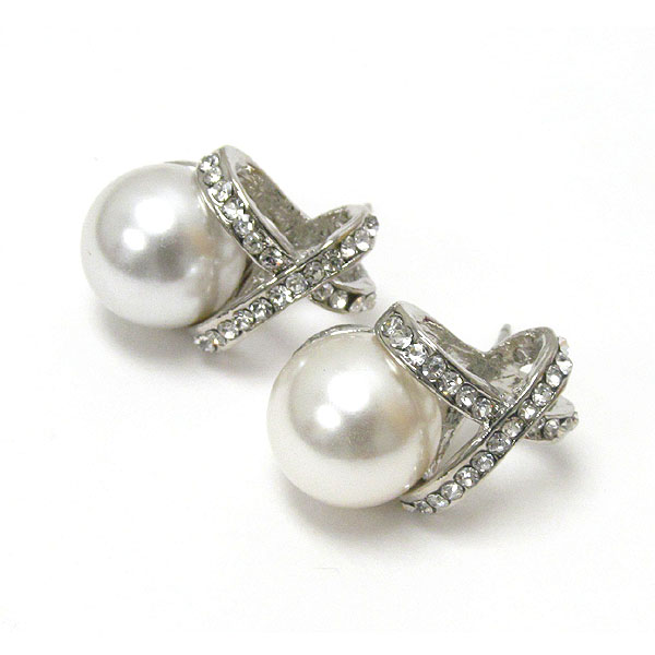 Crystal and pearl drop earring