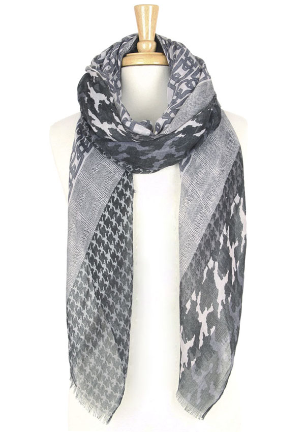 Hounds tooth pattern scarf
