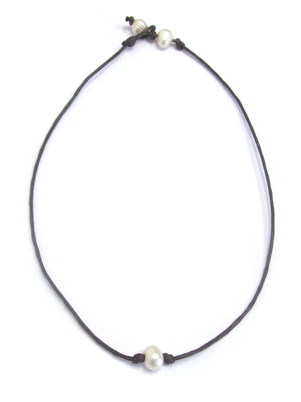 Freshwater pearl leatherette cord necklace