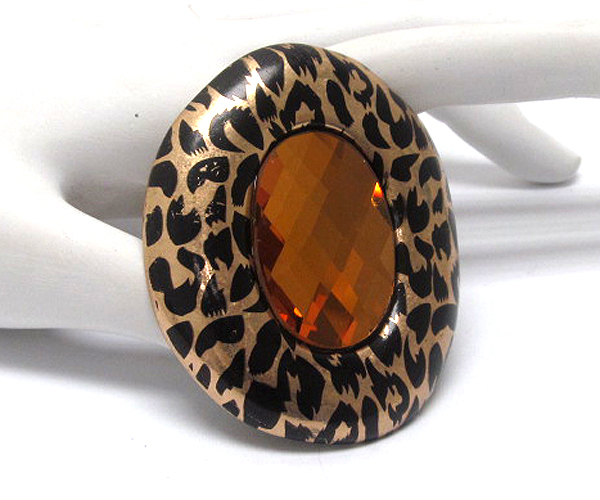 Extra large animal pattern stretch ring