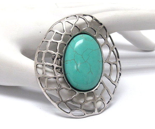 Extra large natural oval stone stretch ring