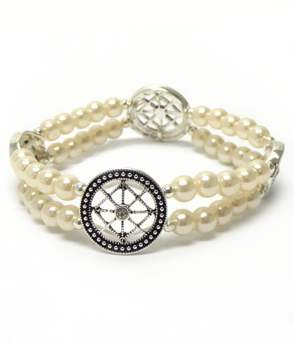 Layer of pearls circle estate bracelet
