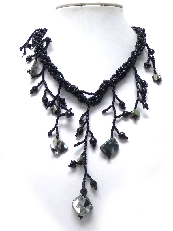 Handmade and natural mother of pearl beads drop necklace