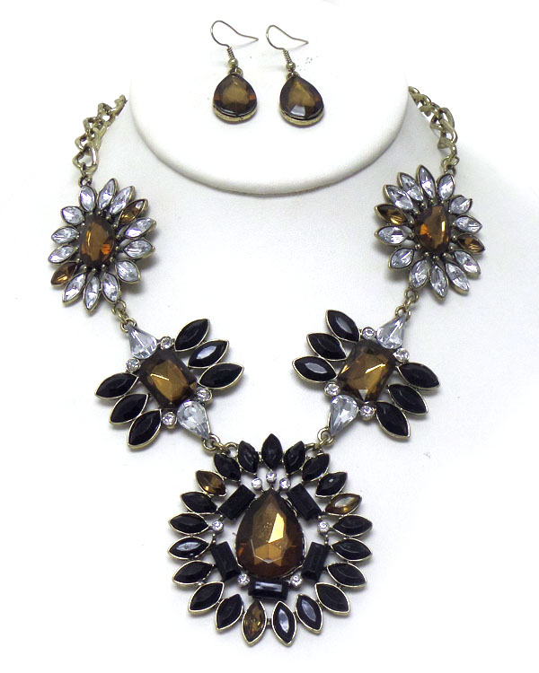 Flower stud statement necklace set 
