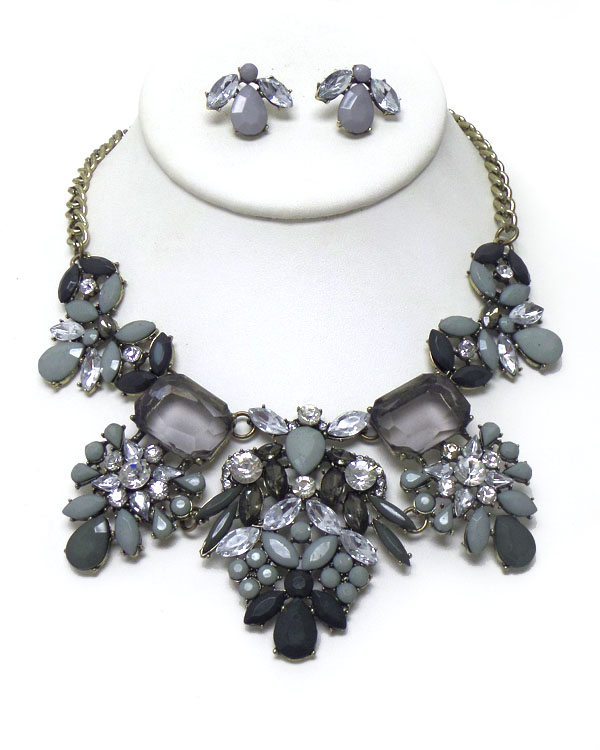 Multi flower bib statement necklace set