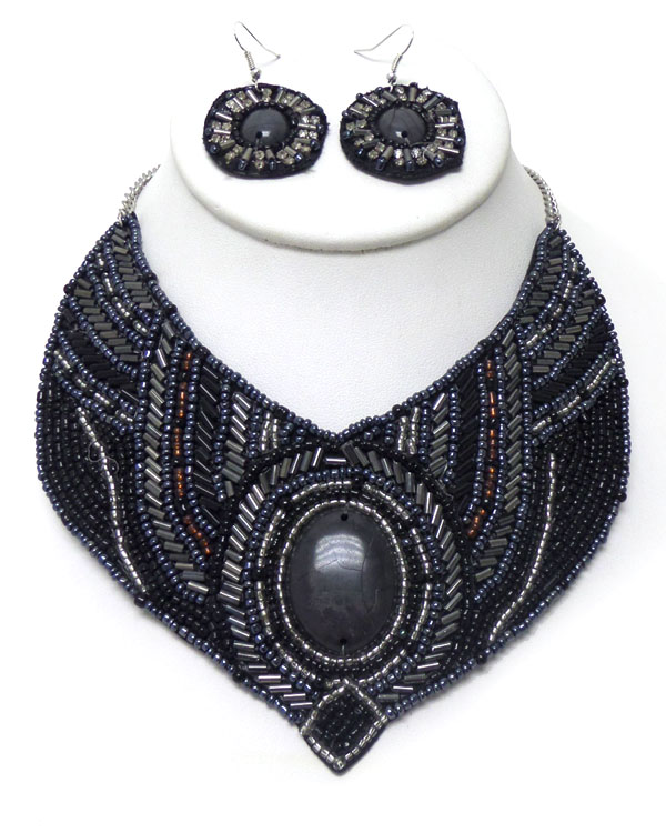 Handmade multi seedbead bib style necklace set 
