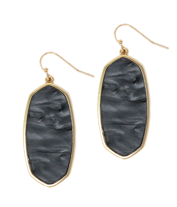 Southern style oval earring