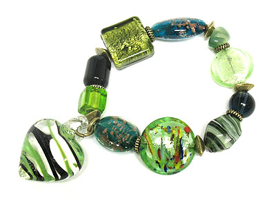 Murano glass heart charm stretch bracelet