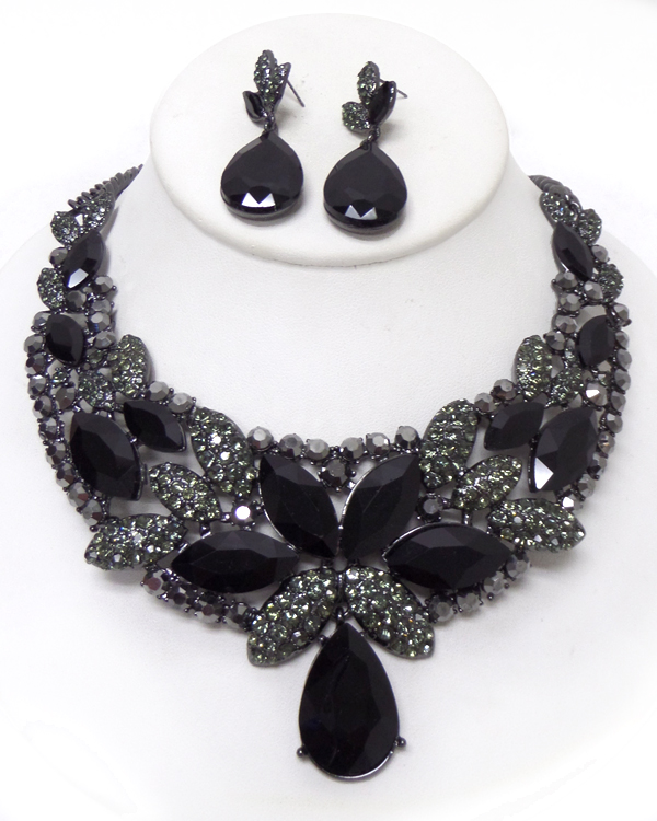 Luxury class victorian style and austrian crystal party necklace