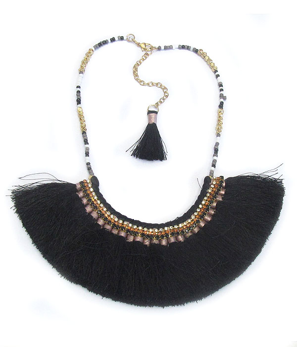 THREAD TASSEL AND SEEDBEAD BIB NECKLACE