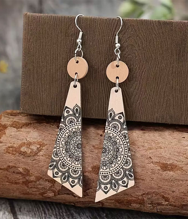 Boho style wood bar earring