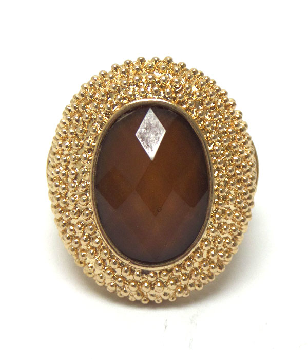 Facet oval stone stretch ring