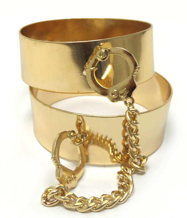 Cuff dangling double handcuff bangle