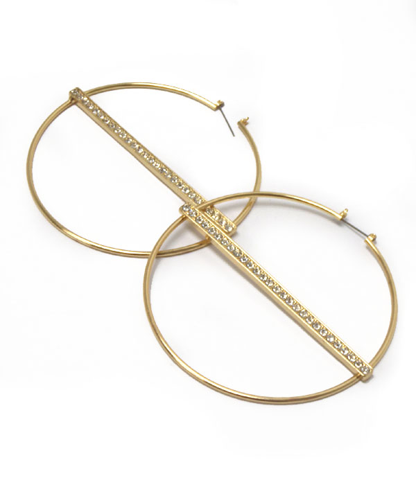 Round crystals ceter hoop earrings 