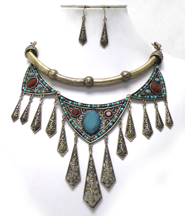 Vintage tribal style design metal necklace set