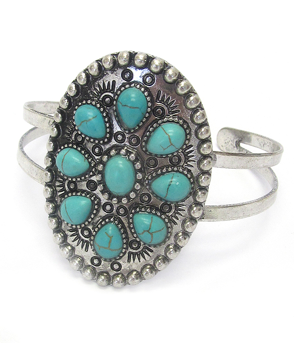 Turquoise oval medallion bracelet