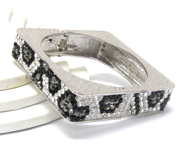 Multi crystal and metal hammered square on side fashion designer style hinge bangle