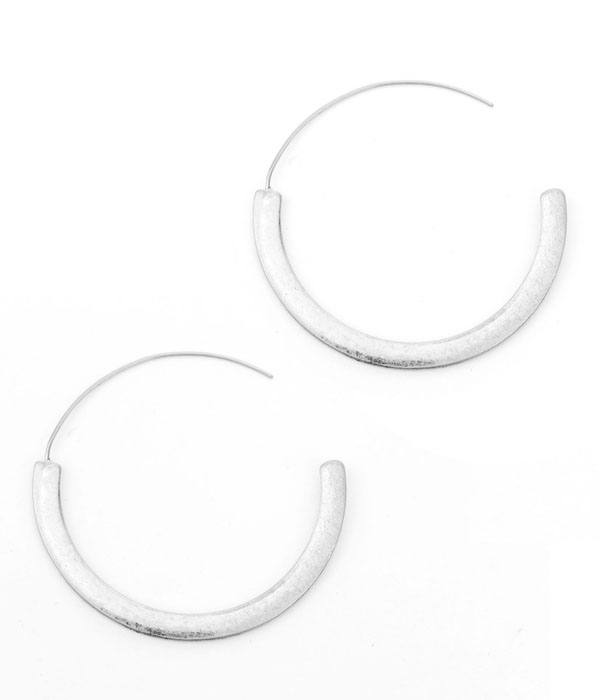 Metal hoop earring