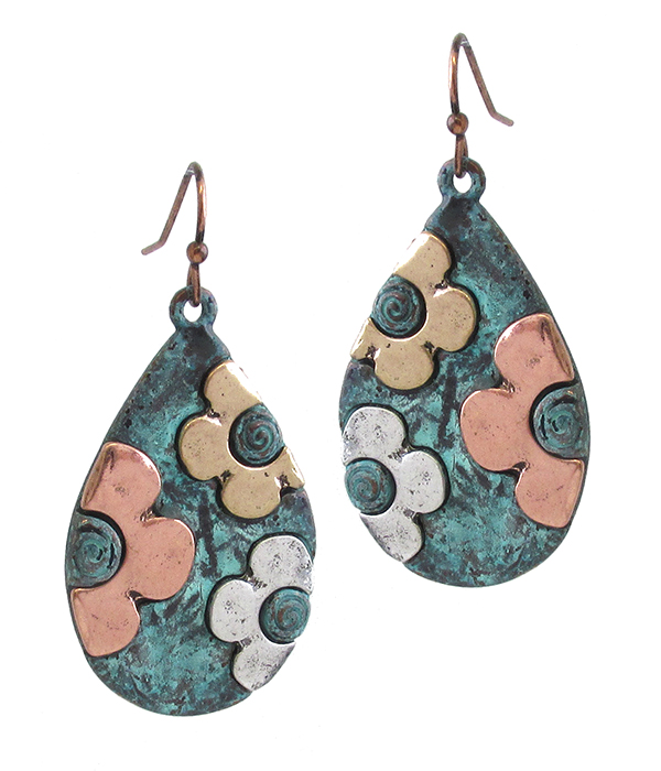 Vintage rustic teardrop earring - flower