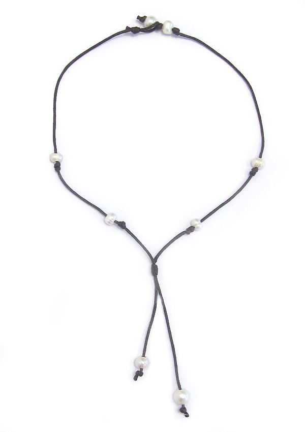 Freshwater pearl y shape leatherette  choker necklace