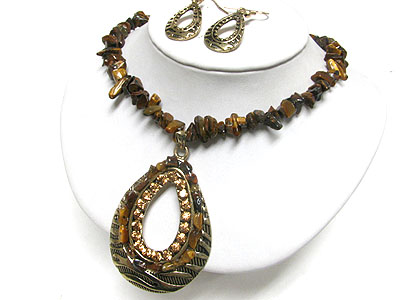 Crystal line metal oval pendant natural chip stone necklace earring set