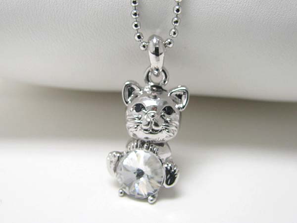 Made in korea whitegold plating epoxy and crystal stud cat pendant necklace