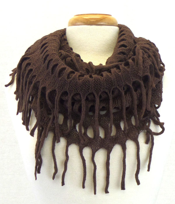 Infinity net and fringe scarf 