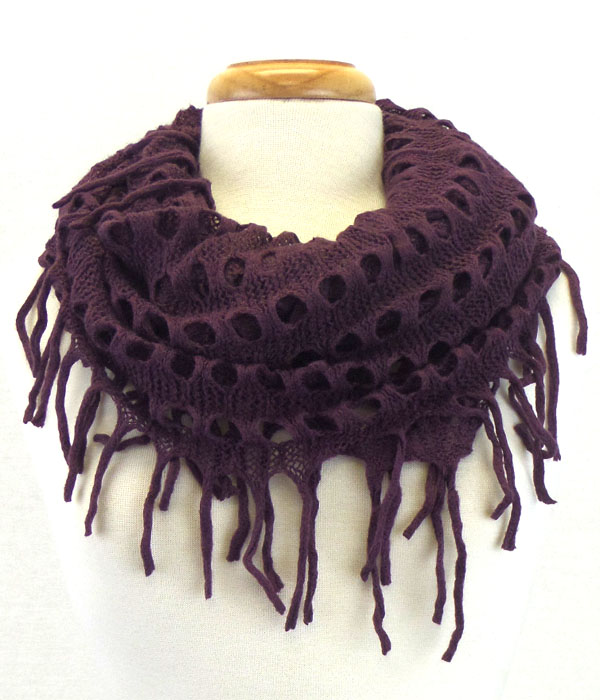 Infinity net and fringe scarf