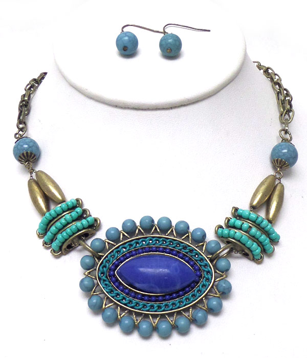 Handmade beads and stones necklace set