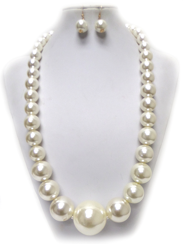 Multi size pearls necklace set