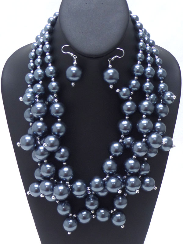 Three layer pearl necklace set
