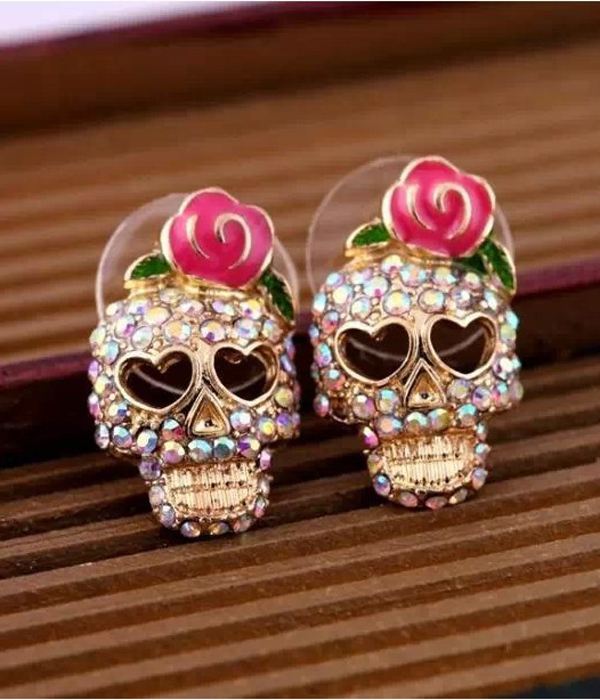 Crystal skull and rose earring