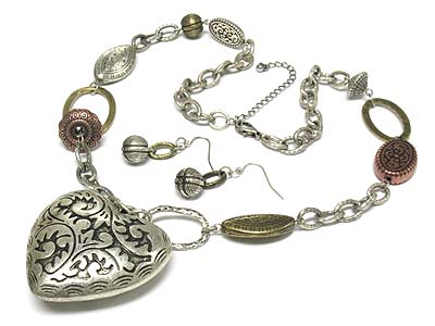 Metal filigree puffy heart pendant and metail disk link  necklace and earring set