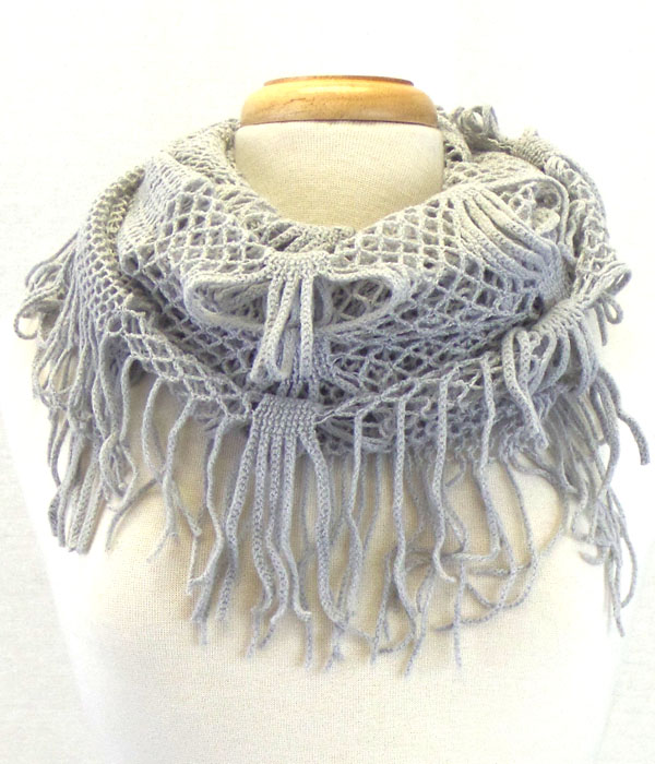 Infinity net and fringe scarf