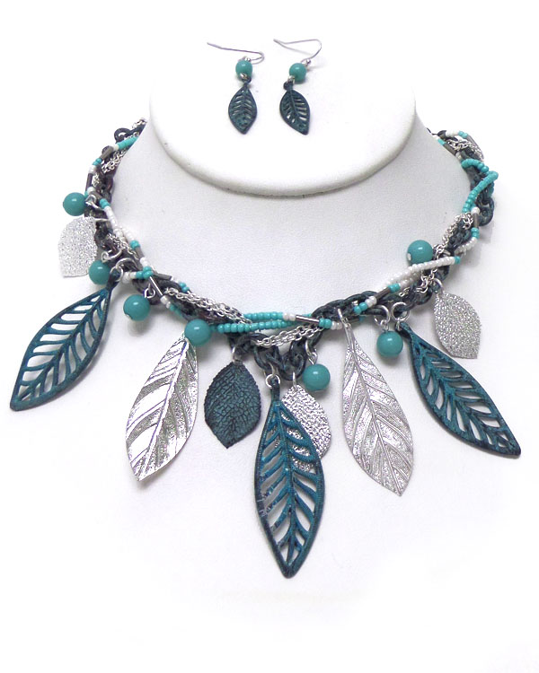 Metal leaf charm design necklace set 