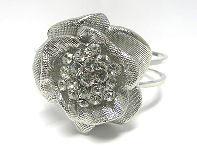 Crystal stud metal flower hinge bangle
