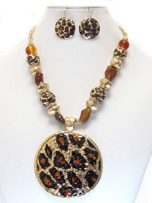 Animal print medallion and multi bead link chain necklace earring set - leopard