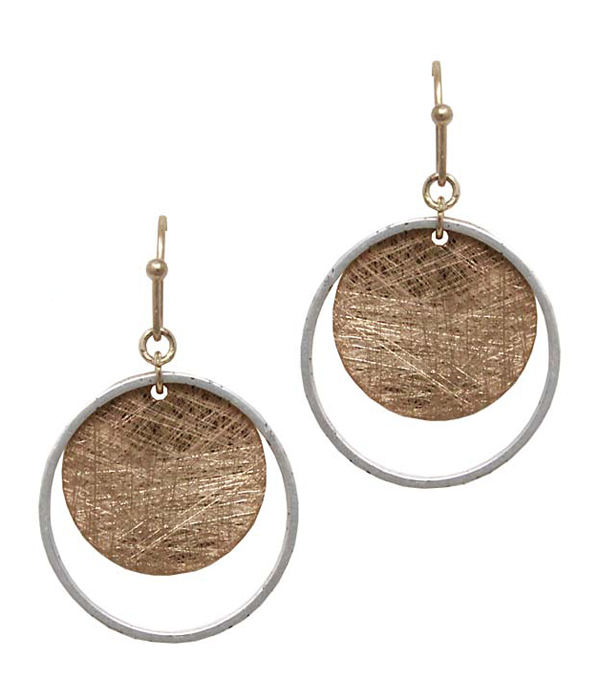 SCRATCH METAL DISC AND HOOP EARRING