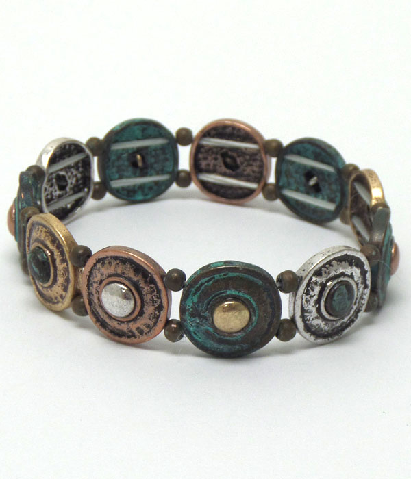 Linked metal disks bracelet 