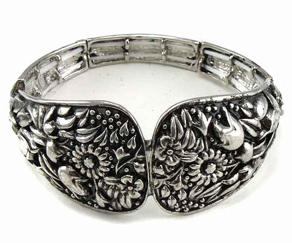 Antique style textured metal stretch bracelet