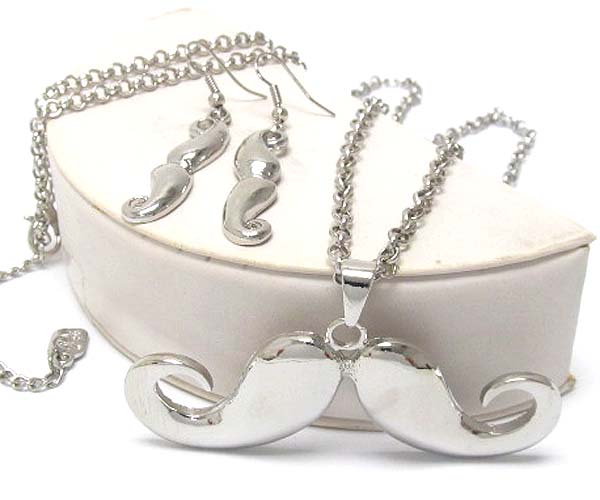 METAL MUSTACHE NECKLACE EARRING SET