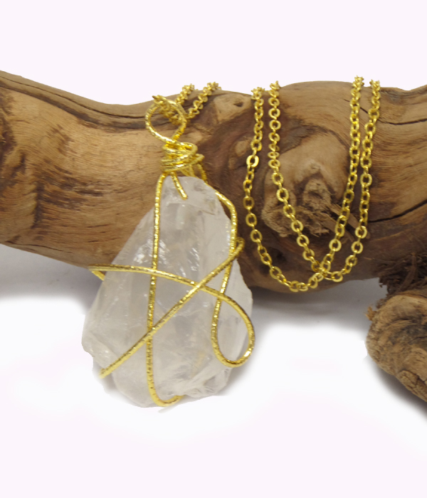 Natural shape semi precious stone pendant necklace