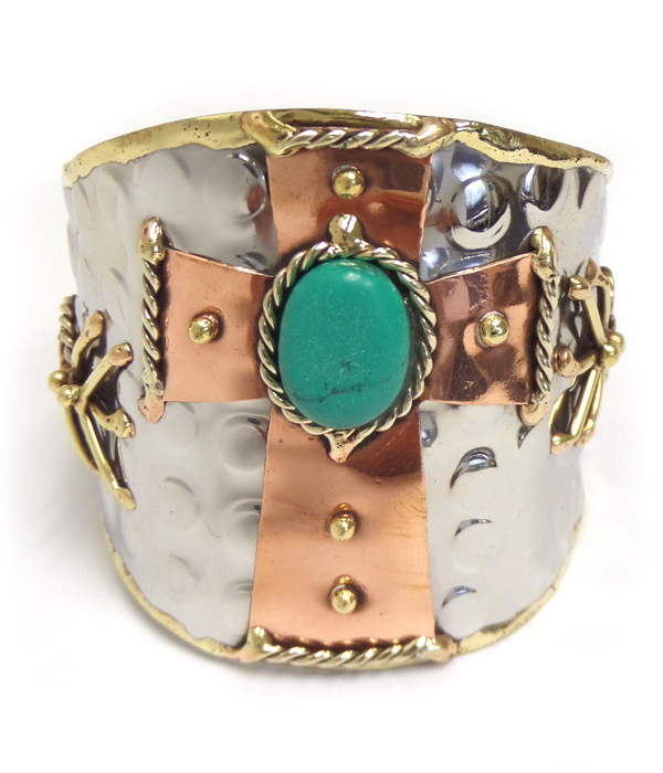 Handmade metal art bangle bracelet - 100% brass