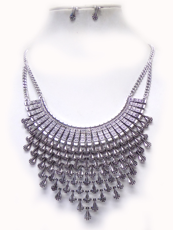 Textured metal cascade drop necklace set