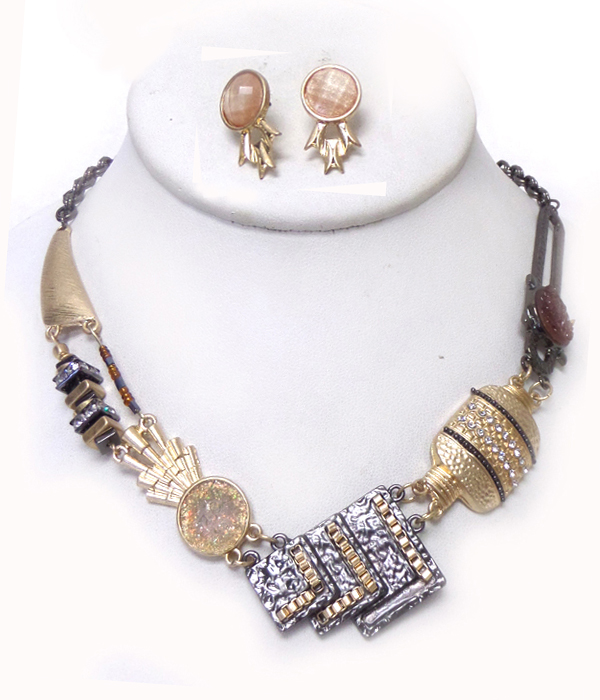 Textured multi metal square mix primitive pattern necklace set