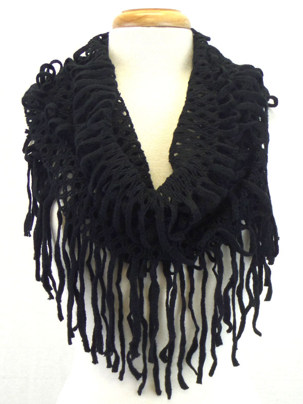 Infinity net and fringe scarf