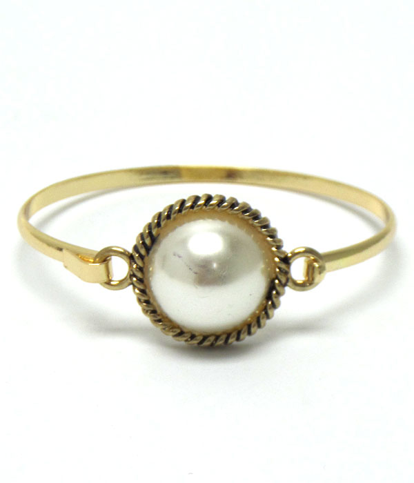 Texture metal around stone wire bangle bracelet 