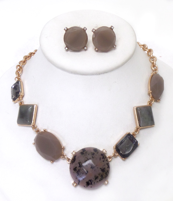 Mixed natural stone link necklace set