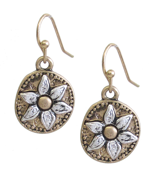 METAL DISC FLOWER EARRING